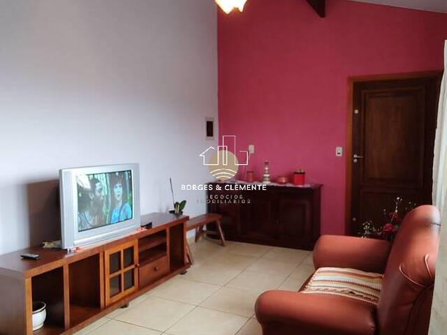 Casa para Venda em Atibaia - 3