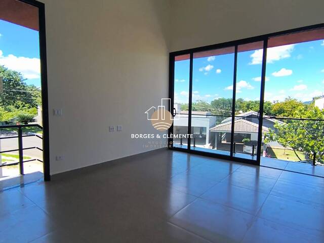 Casa para Venda em Atibaia - 5