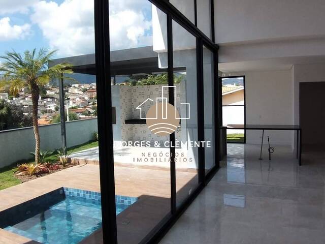 #24 - Casa para Venda em Atibaia - SP