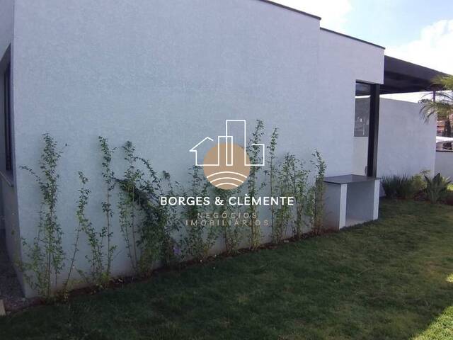 Casa para Venda em Atibaia - 5