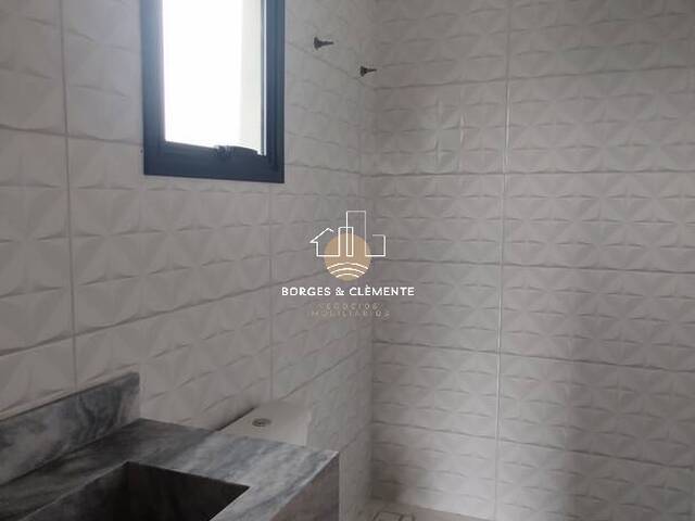 Casa para Venda em Atibaia - 5