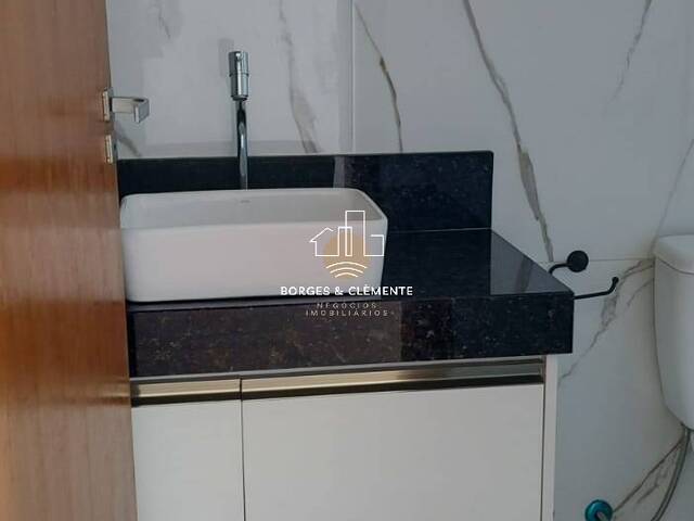 Casa para Venda em Atibaia - 5