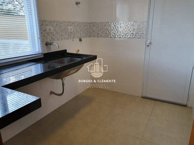 #33 - Casa para Venda em Atibaia - SP