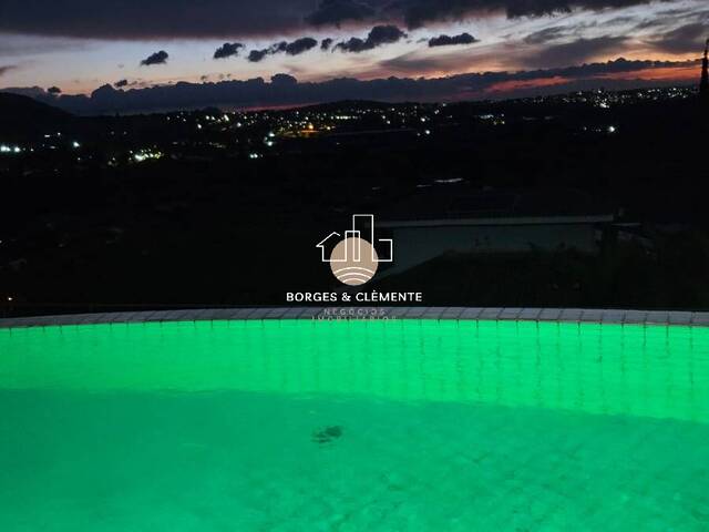 Casa para Venda em Atibaia - 5