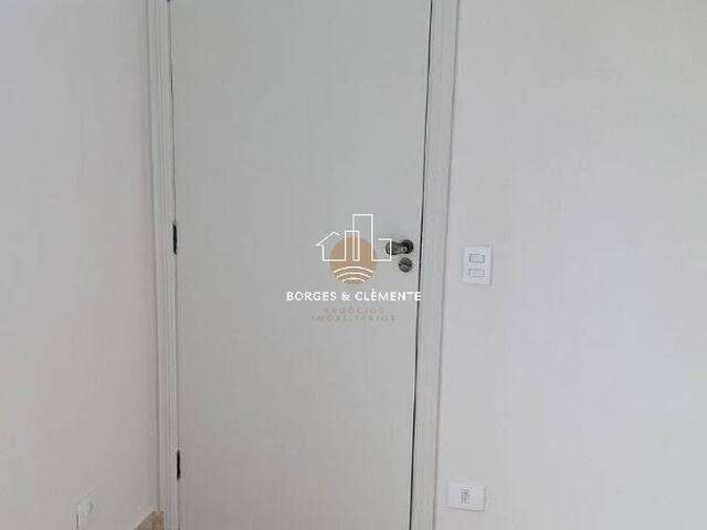 Casa para Venda em Atibaia - 4