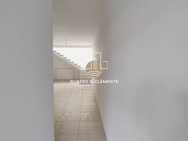 Casa para Venda em Atibaia - 4