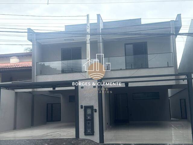 #48 - Casa para Venda em Atibaia - SP