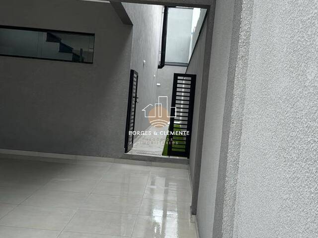 Casa para Venda em Atibaia - 4