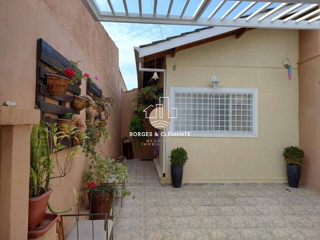 #60 - Casa para Venda em Atibaia - SP