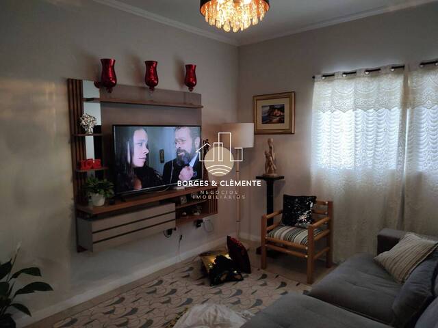 Casa para Venda em Atibaia - 5