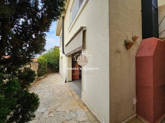 #63 - Casa para Venda em Atibaia - SP