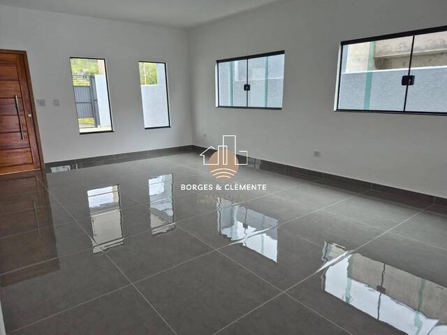 Casa para Venda em Atibaia - 4