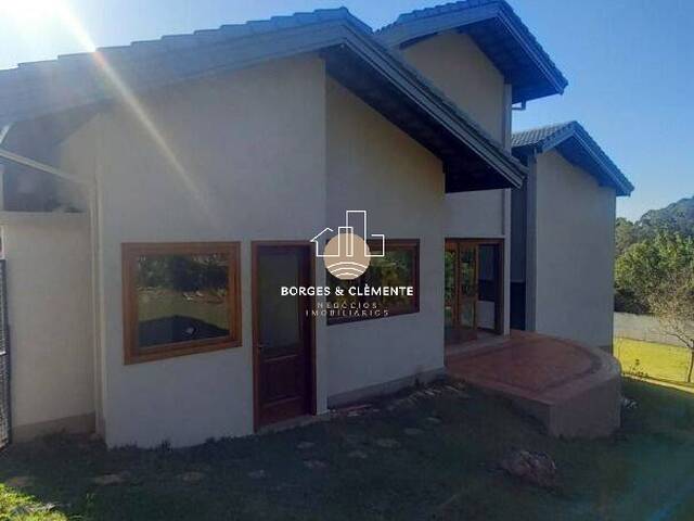 Venda em Condomínio Flamboyant-B - Atibaia