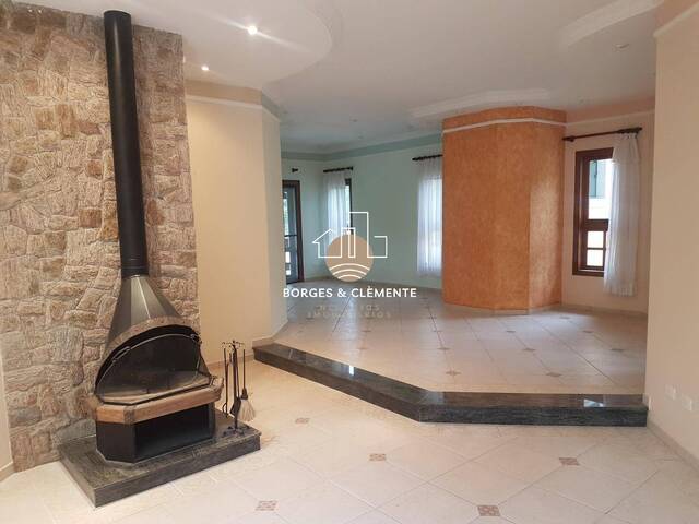 Casa para Venda em Atibaia - 4