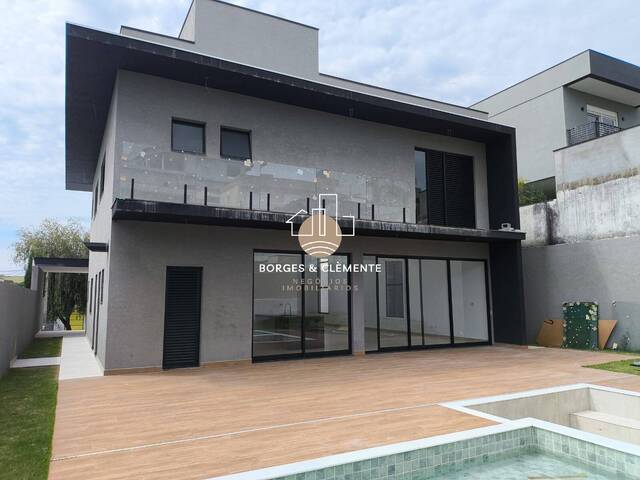 Casa para Venda em Atibaia - 3