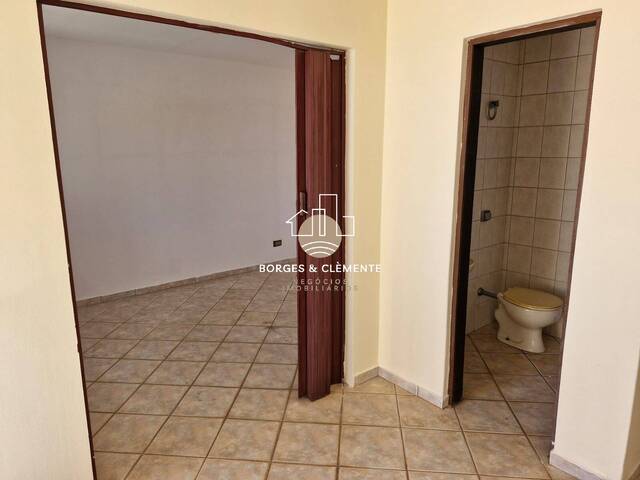 Casa para Venda em Atibaia - 4