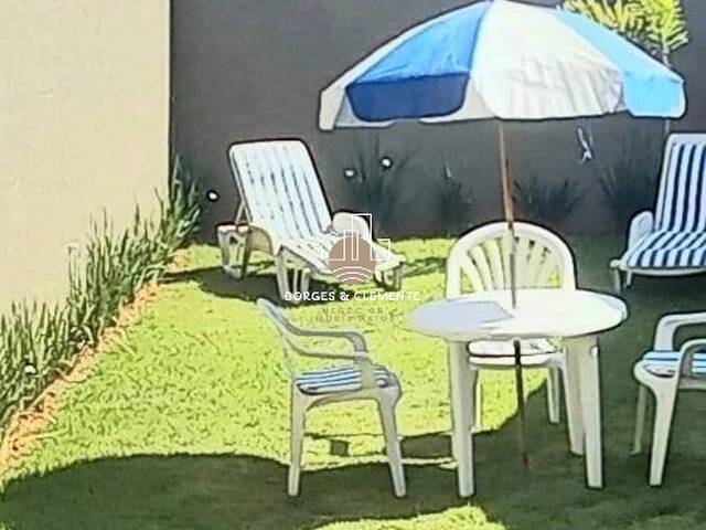 Casa para Venda em Atibaia - 3