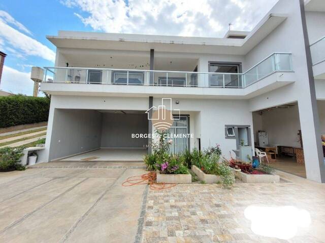 #90 - Casa para Venda em Atibaia - SP