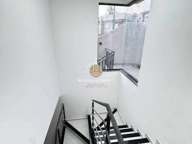 Casa para Venda em Atibaia - 2