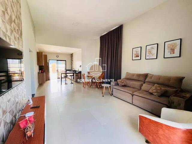 Casa para Venda em Atibaia - 3