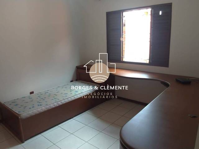 Casa para Venda em Atibaia - 5