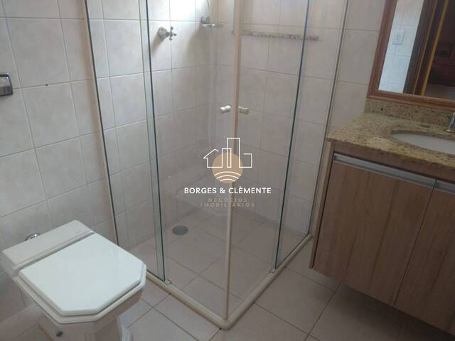 Casa para Venda em Atibaia - 4