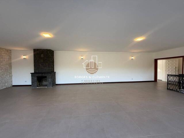 Casa para Venda em Atibaia - 4