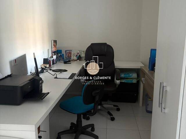 Casa para Venda em Atibaia - 3