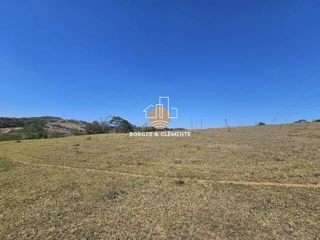 Área para Venda em Atibaia - 2