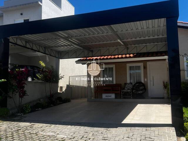 Casa para Venda em Atibaia - 2