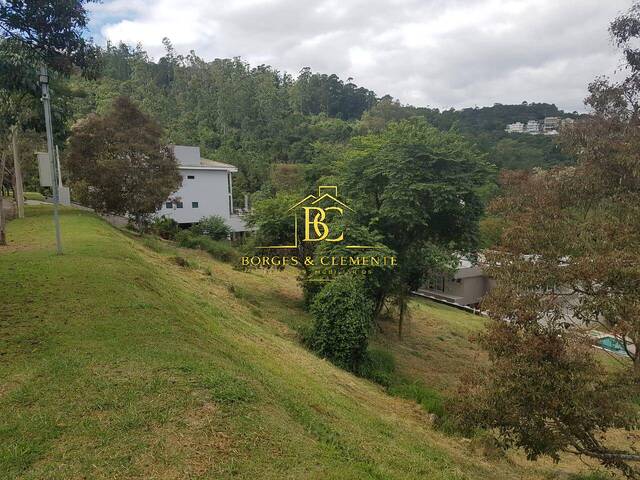 Área para Venda em Atibaia - 3