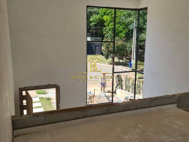 Casa para Venda em Atibaia - 2