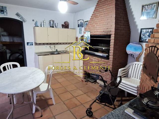 Casa para Venda em Atibaia - 5