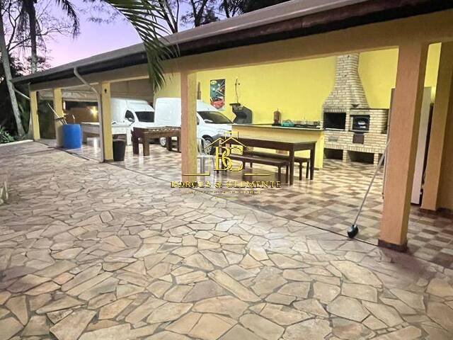 Casa para Venda em Mairiporã - 3