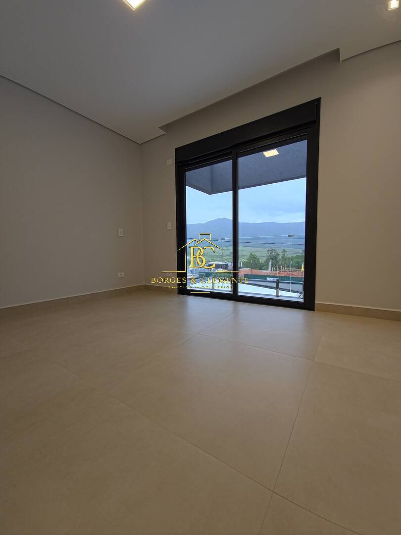 Casa, 3 quartos, 226 m² - Foto 22