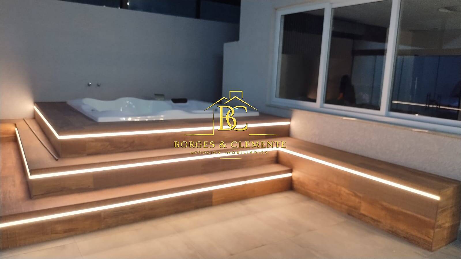 Casa, 3 quartos, 256 m² - Foto 4
