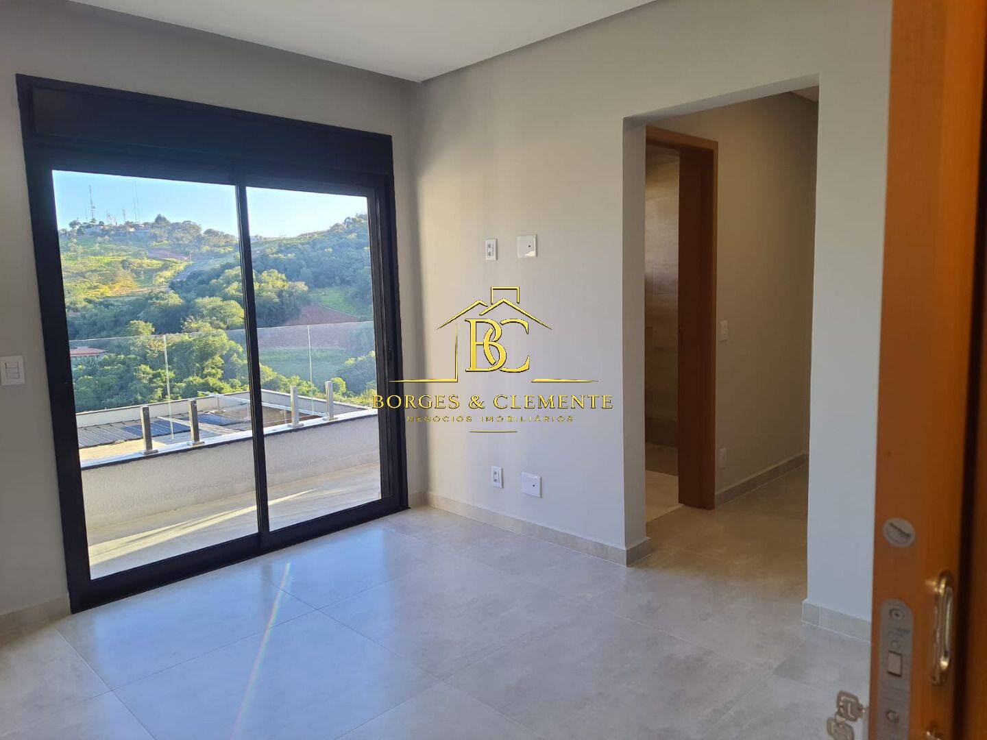 Casa, 3 quartos, 296 m² - Foto 8