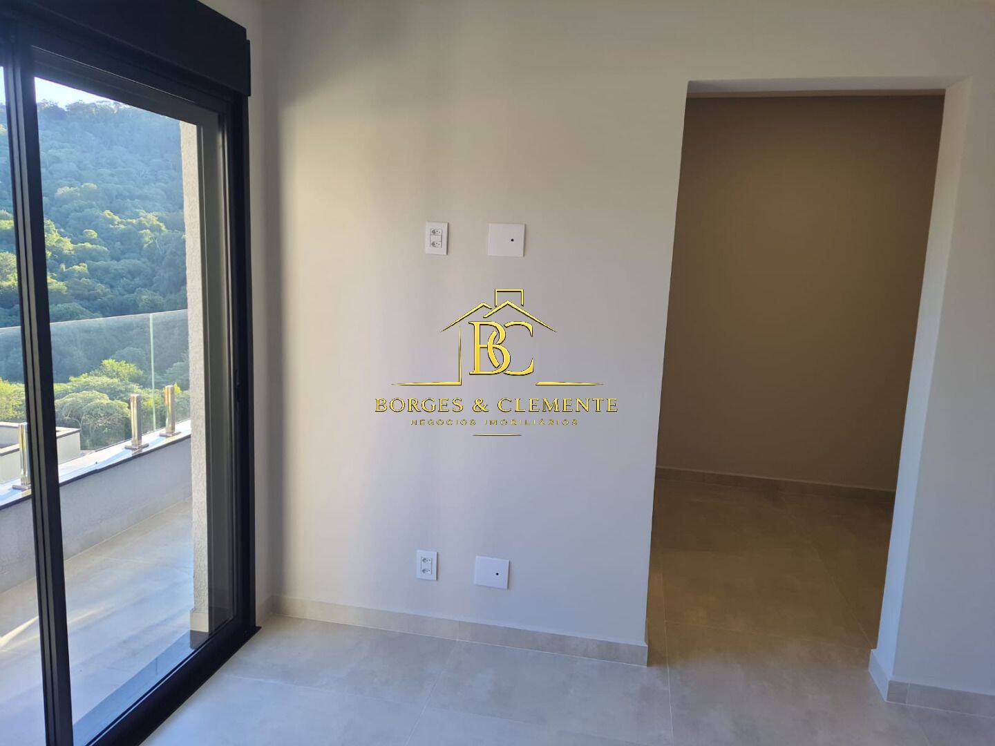 Casa, 3 quartos, 296 m² - Foto 6