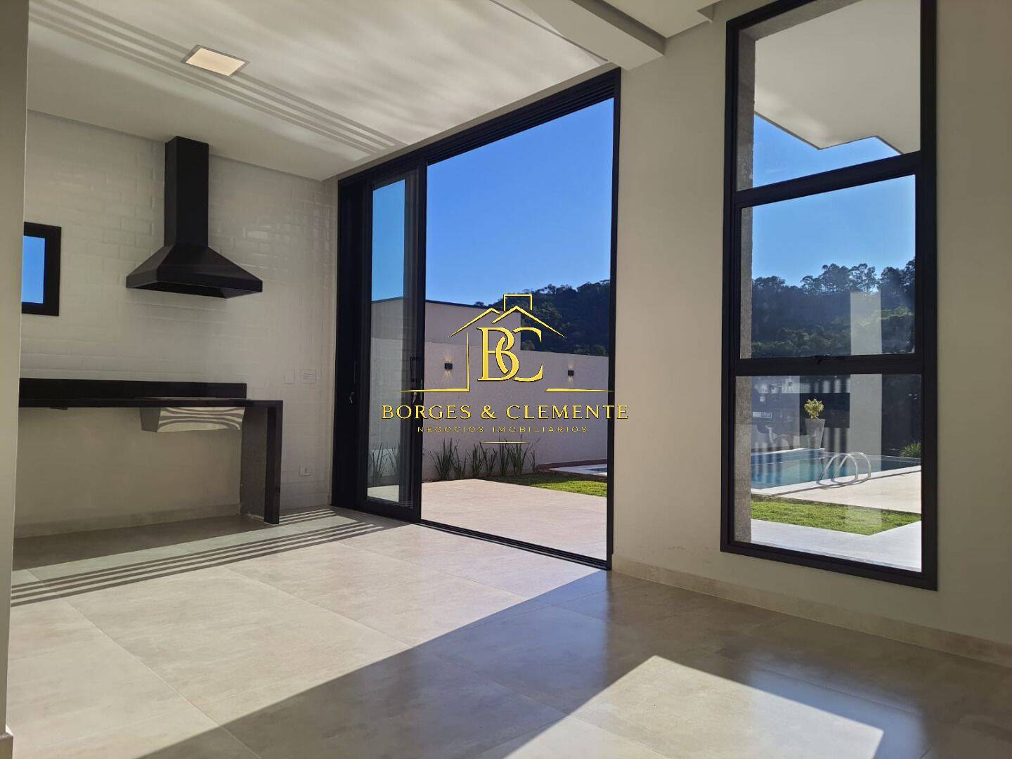 Casa, 3 quartos, 296 m² - Foto 13