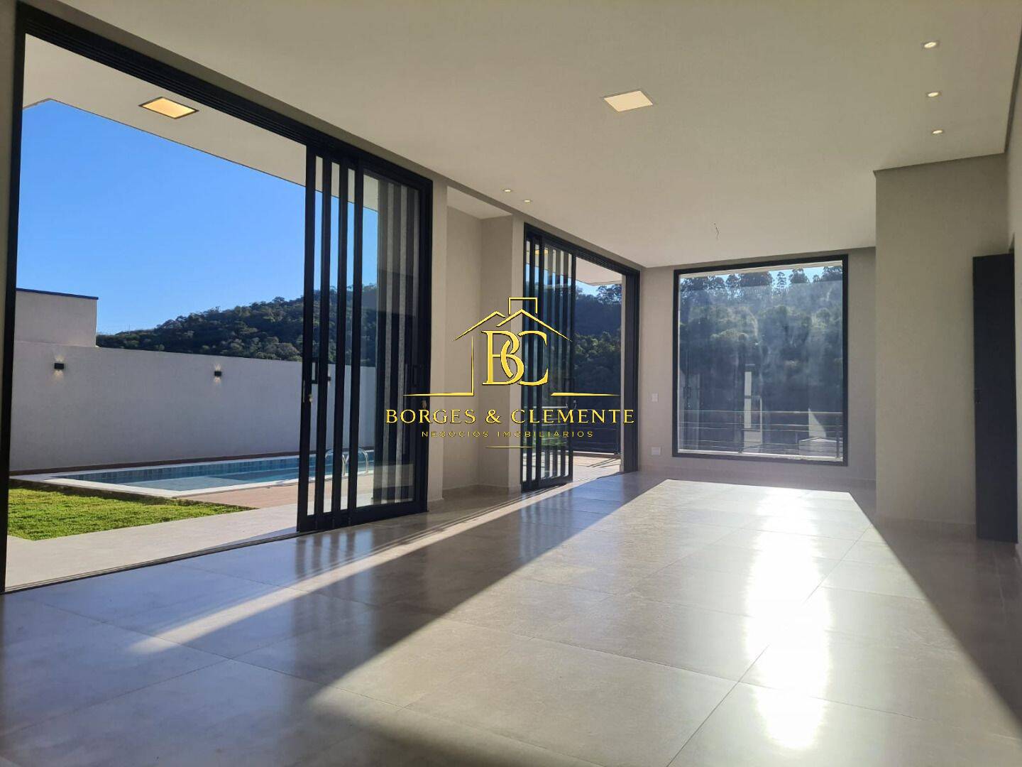 Casa, 3 quartos, 296 m² - Foto 16