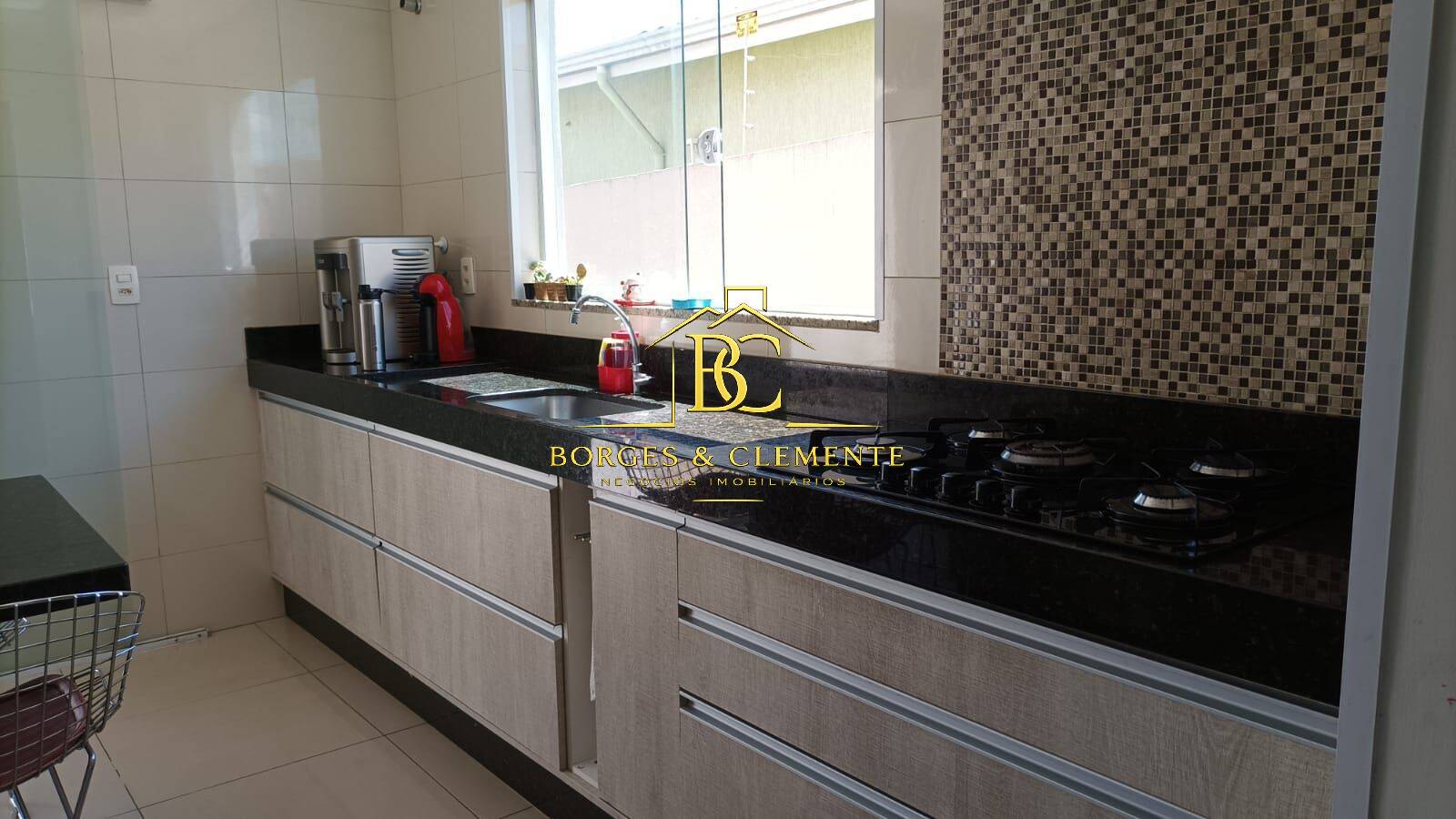 Casa, 2 quartos, 125 m² - Foto 1