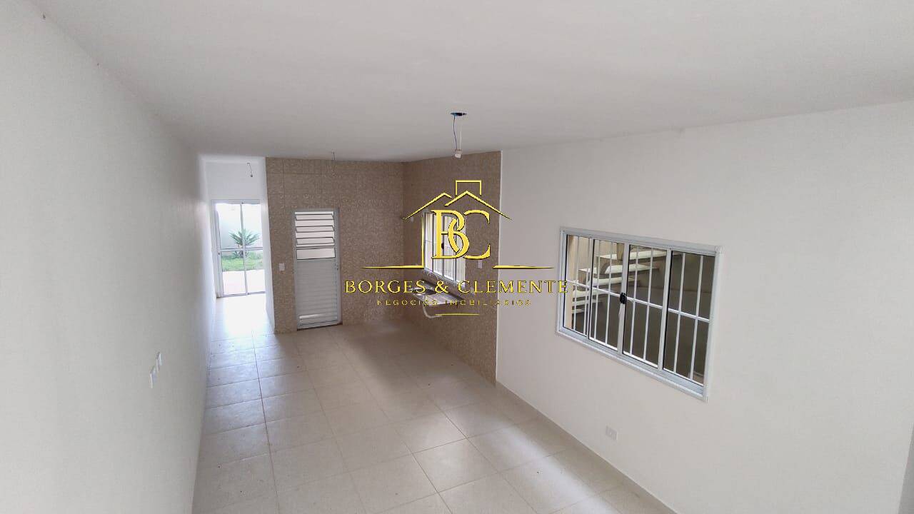 Casa, 2 quartos, 72 m² - Foto 2