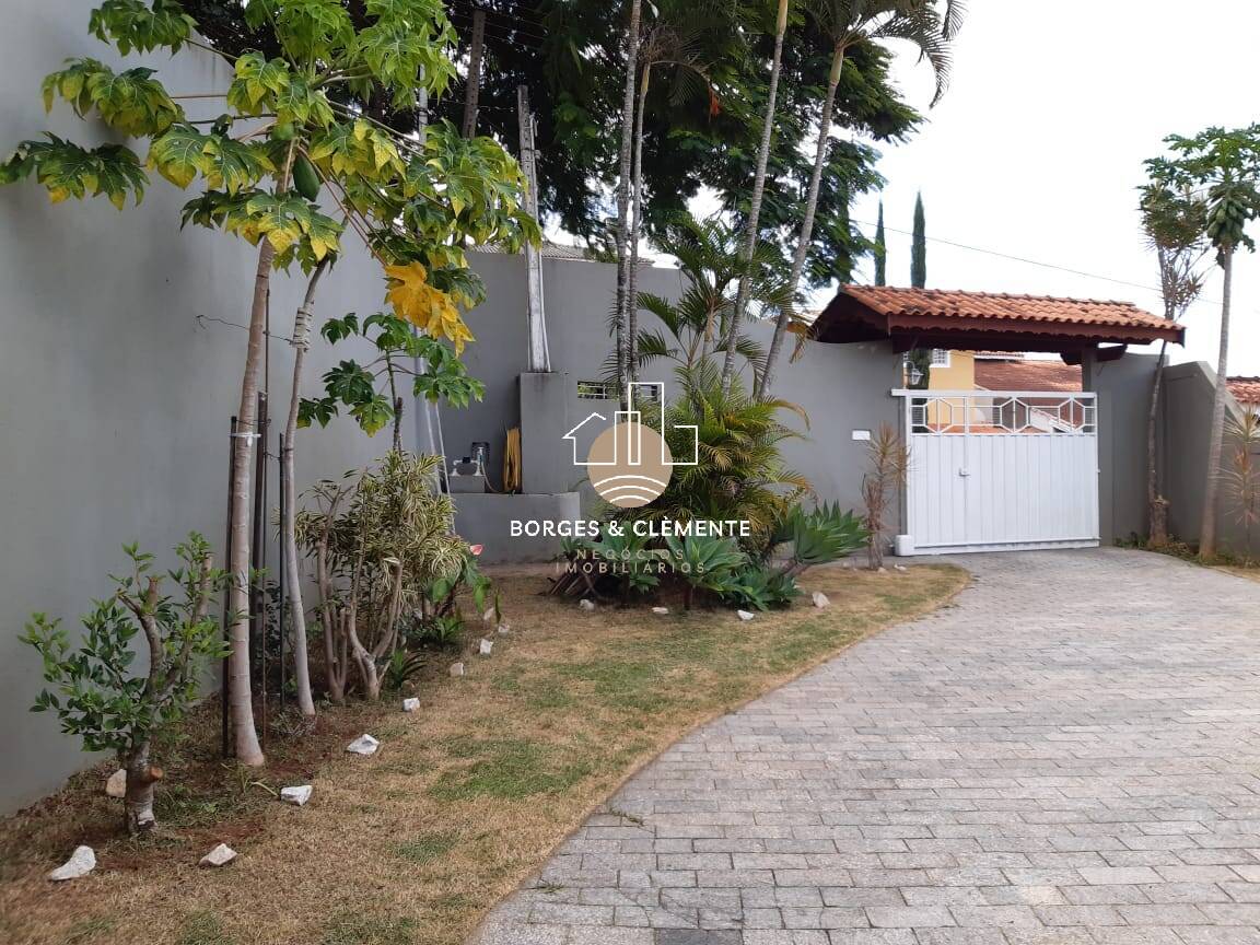 Casa, 3 quartos, 250 m² - Foto 1