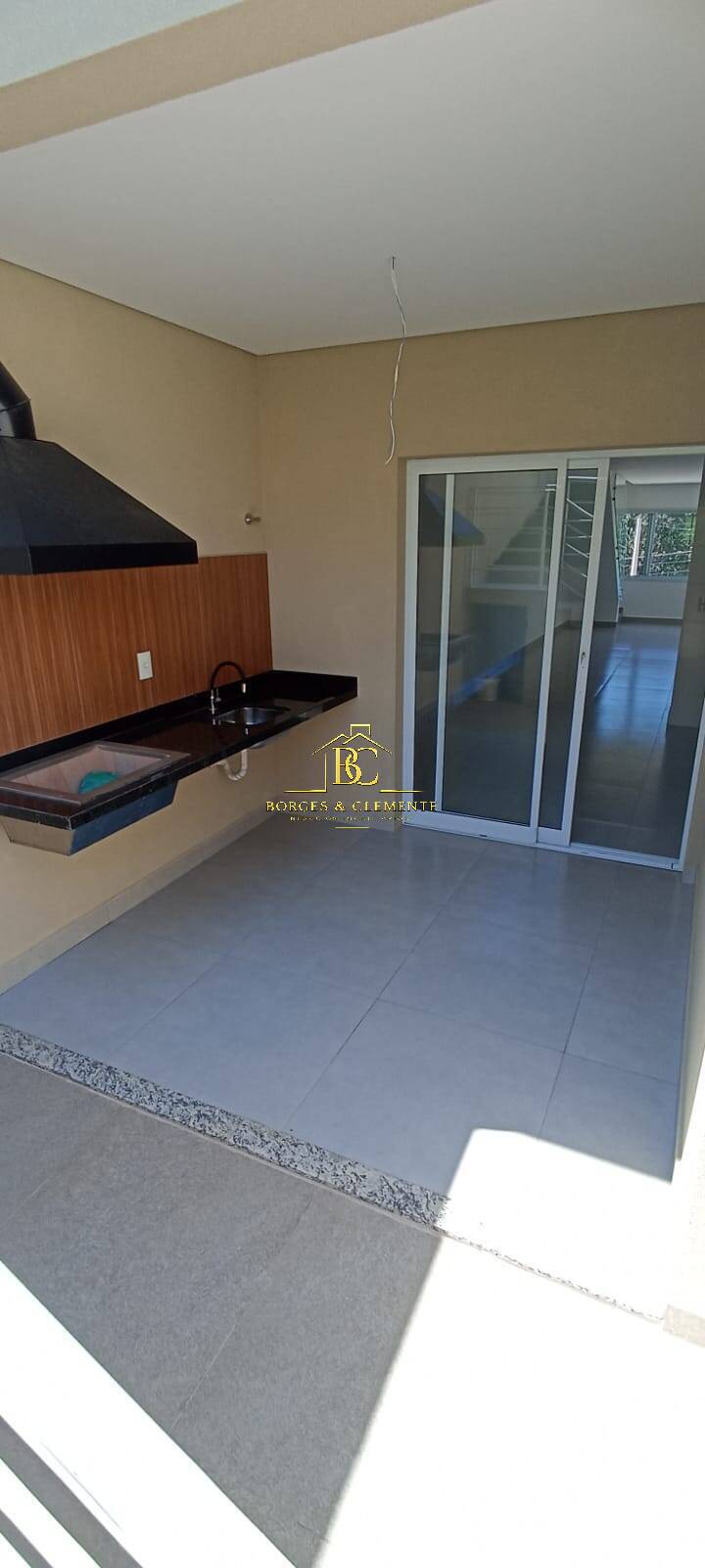 Casa, 3 quartos, 110 m² - Foto 1