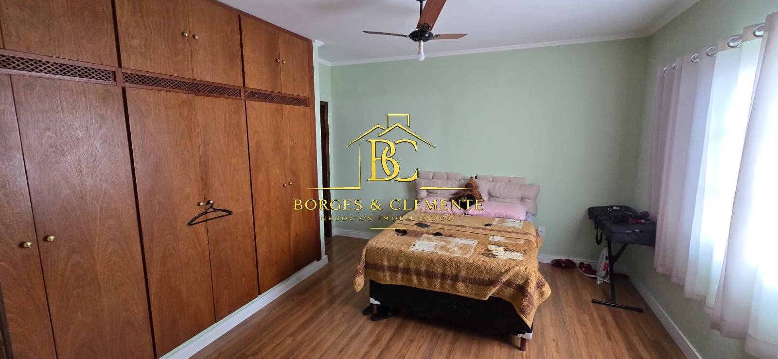 Casa, 3 quartos, 951 m² - Foto 8