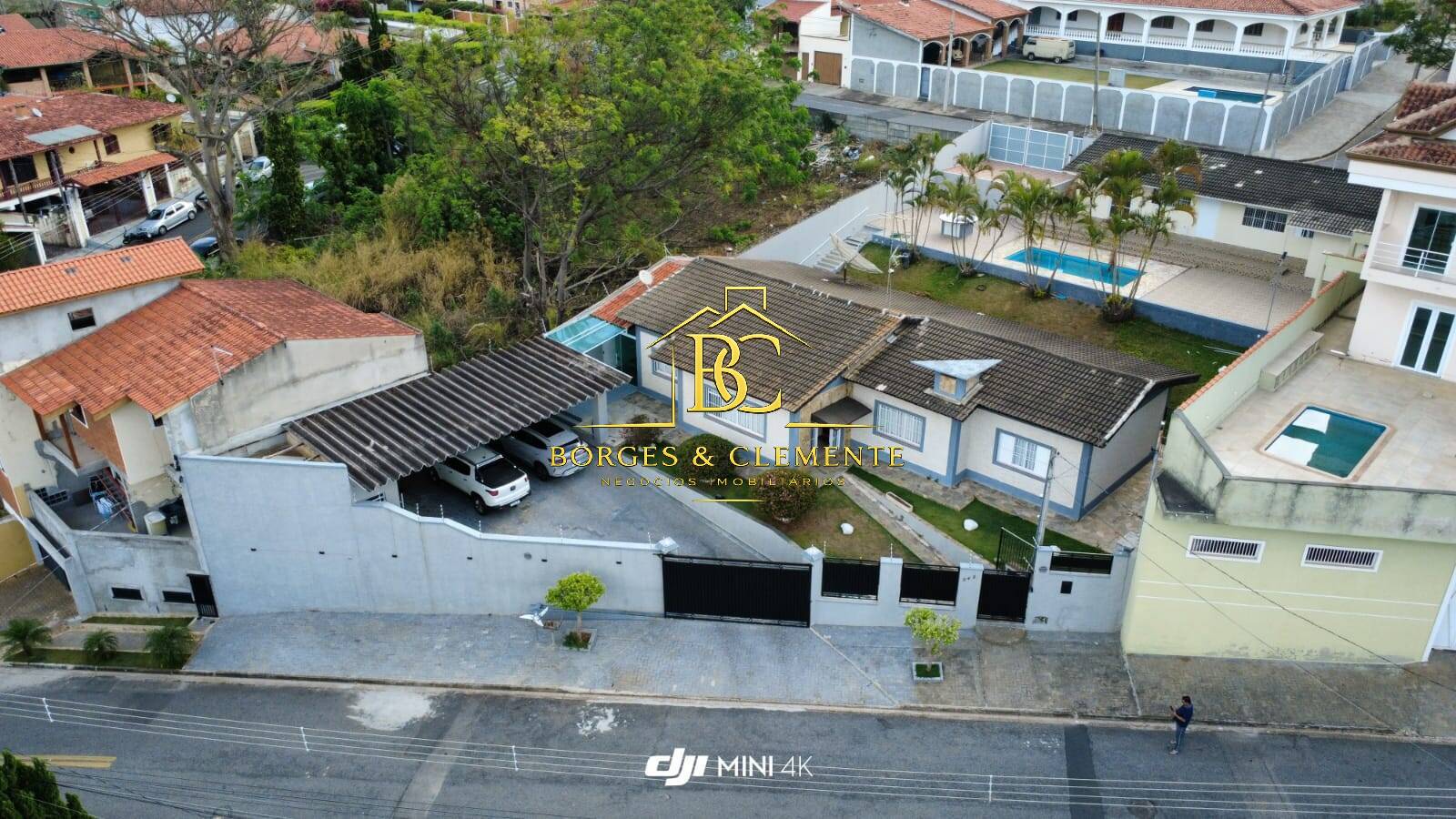 Casa, 3 quartos, 951 m² - Foto 1
