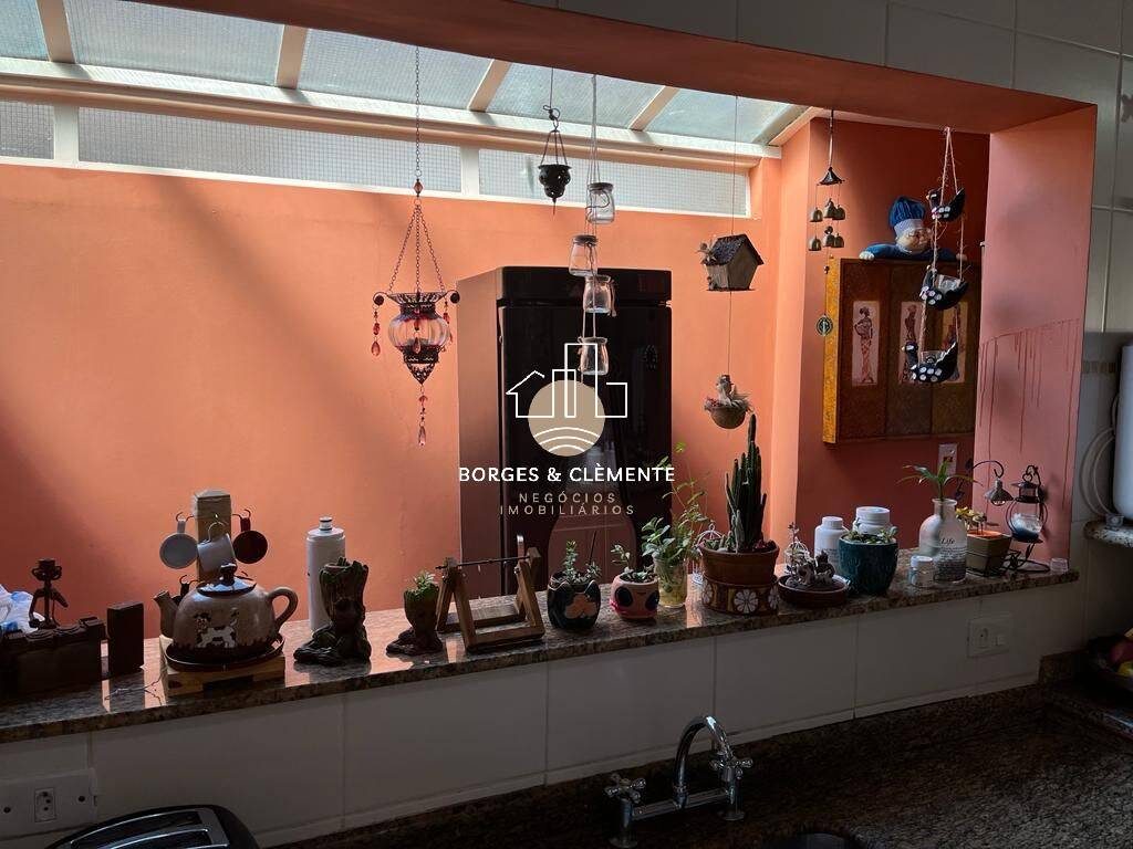 Casa, 3 quartos, 234 m² - Foto 5