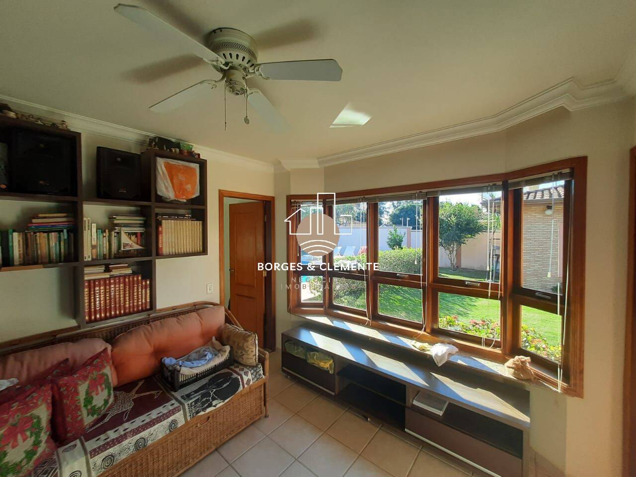 Casa, 3 quartos, 234 m² - Foto 8