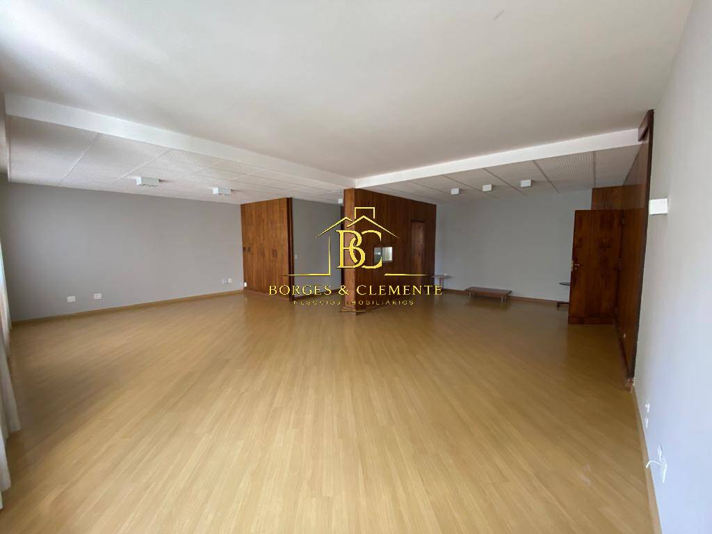 Apartamento, 3 quartos, 208 m² - Foto 1