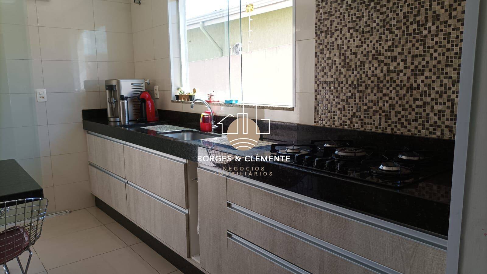 Casa, 2 quartos, 125 m² - Foto 1